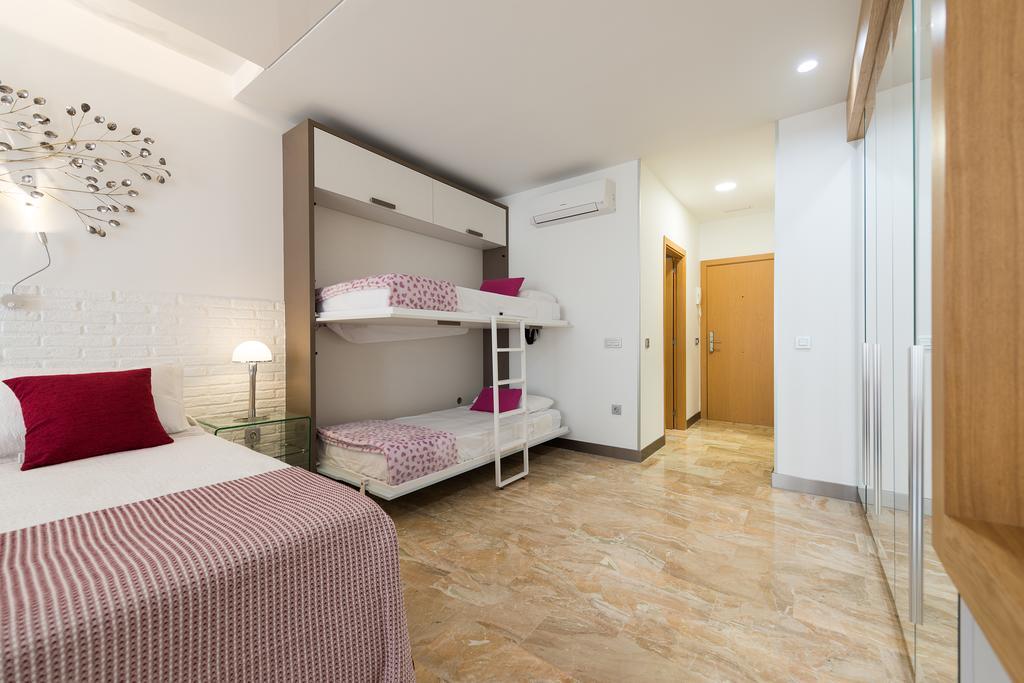 לאס פאלמס דה גראן קנאריה Suites Garden Loft Munch מראה חיצוני תמונה