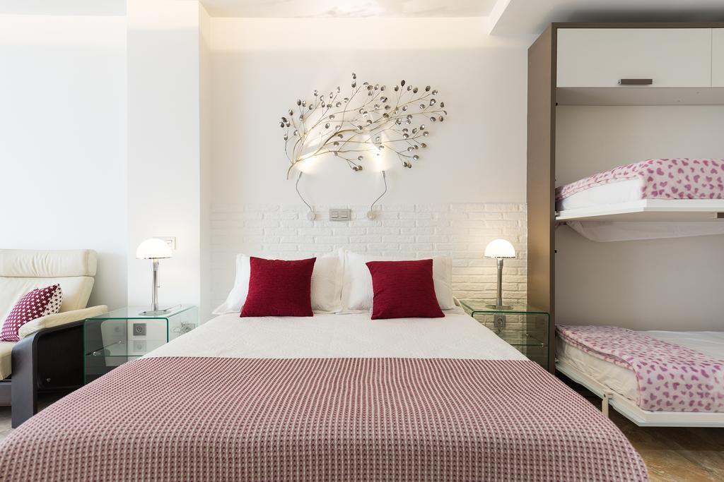לאס פאלמס דה גראן קנאריה Suites Garden Loft Munch מראה חיצוני תמונה