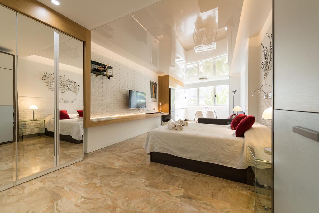 לאס פאלמס דה גראן קנאריה Suites Garden Loft Munch מראה חיצוני תמונה