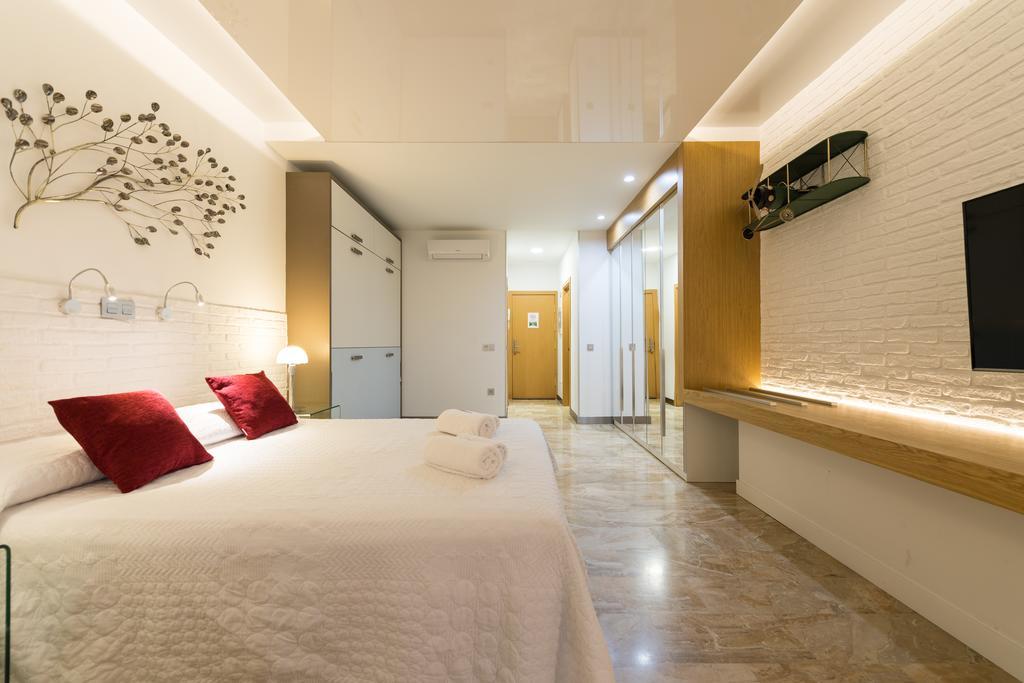 לאס פאלמס דה גראן קנאריה Suites Garden Loft Munch מראה חיצוני תמונה